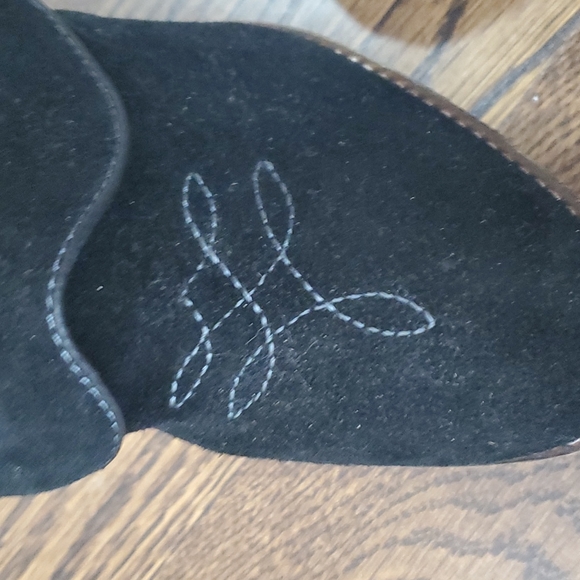 🔥🔥Host Pick🔥🔥ZiGiny Black Leather Rodeo Ankle Rhinestone Booties - Picture 3 of 7